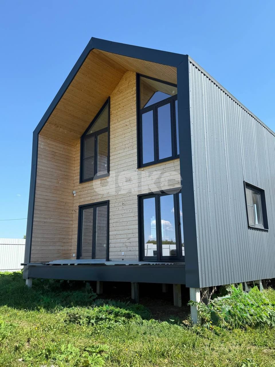 Фото №1: Коттедж 147 м² + 12 сот. - Озёрный