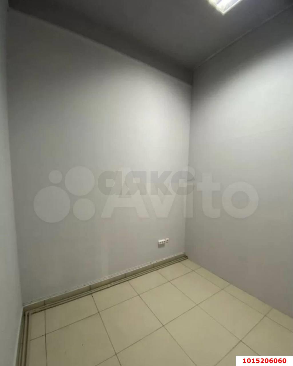 Фото №4: Коммерция 113 м² - Краснодар, Прикубанский внутригородской округ, Калинино, мкр. Завод Радиоизмерительных Приборов, ул. Российская, 488