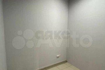 Фото №4: Торговое помещение 113 м² - Краснодар, мкр. Завод Радиоизмерительных Приборов, ул. Российская, 488