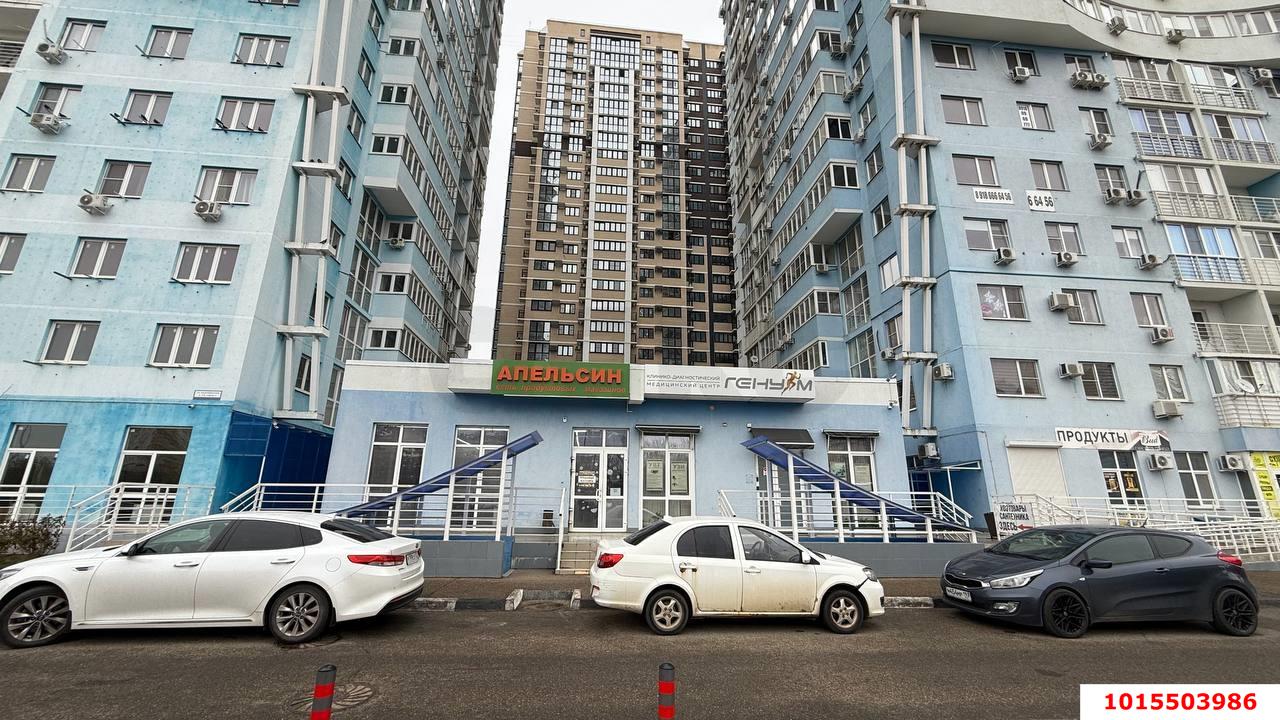 Фото №1: Торговое помещение 110 м² - Краснодар, жилой комплекс Парусная Регата, ул. Автолюбителей, 1Д