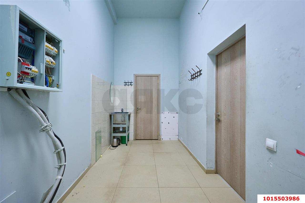 Фото №6: Коммерция 109 м² - Краснодар, Карасунский внутригородской округ, Гидростроителей, мкр. жилой комплекс Парусная Регата, ул. Автолюбителей, 1Д