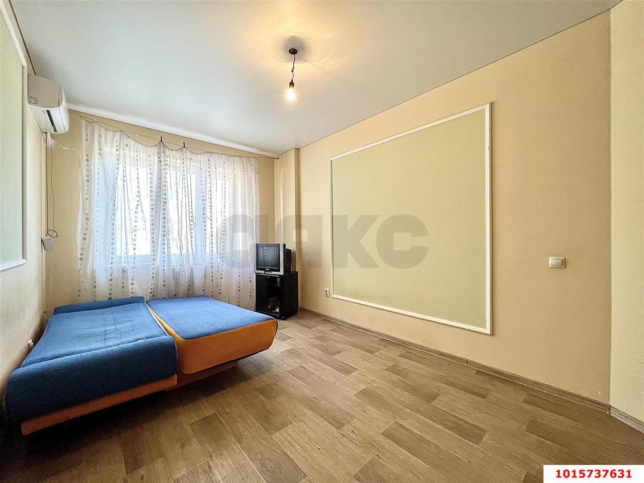 Фото №1: 1-комнатная квартира 40 м² - Краснодар, Музыкальный, ЖК Времена Года, Завод Радиоизмерительных Приборов, Прикубанский внутригородской округ, жилой комплекс Времена года, мкр. имени Петра Метальникова, ул. Петра Метальникова, 5к3