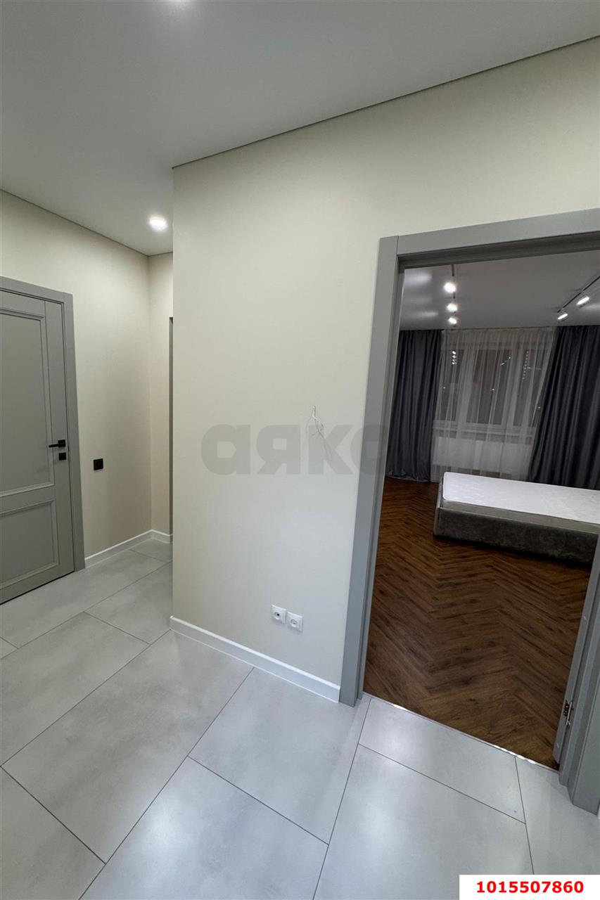 Фото №2: 1-комнатная квартира 39 м² - Краснодар, жилой комплекс Сказка Град, ул. имени В.Н. Мачуги, 166А