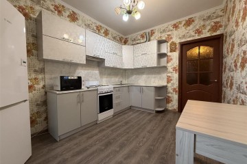 Фото №1: 1-комнатная квартира 42 м² - Краснодар, мкр. жилой комплекс Рассвет, ул. Гидростроителей, 67