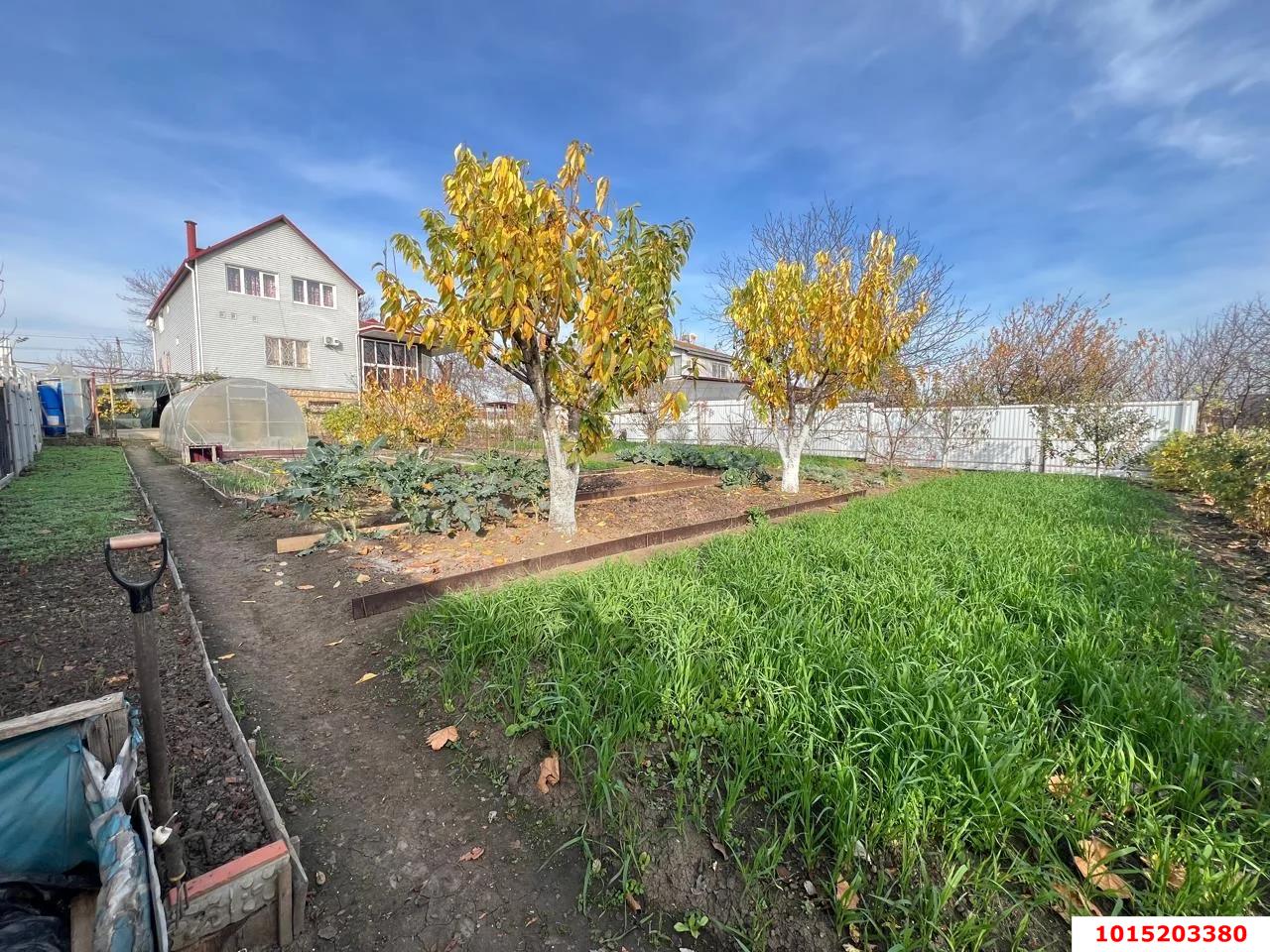 Фото №1: Дом 451 м² + 11 сот. - Карла Маркса, ул. Белевцы