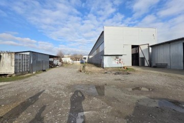 Фото №2: Производственное помещение 1000 м² - Краснодар, мкр. Камвольно-суконный Комбинат, ул. Новороссийская, 238