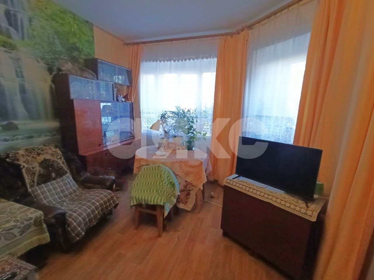Фото №1: 1-комнатная квартира <span class="whitespace-nowrap">43 м²</span>, <span class="whitespace-nowrap">1/10 эт.</span> - Волгоград, Советский, мкр. Тулака, ул. Льва Толстого, 5