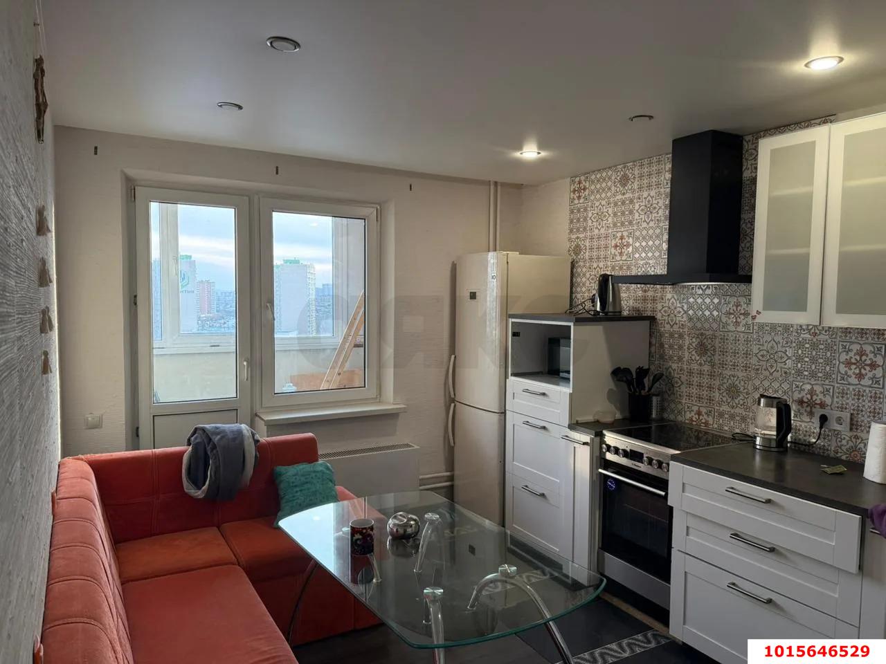 Фото №1: 2-комнатная квартира 60 м² - Краснодар, Восточно-Кругликовский, ул. имени 40-летия Победы, 97/2