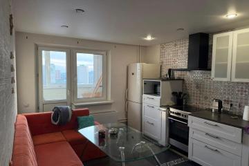 Фото №1: 2-комнатная квартира 56 м² - Краснодар, мкр. Прикубанский внутригородской округ, ул. имени 40-летия Победы, 97/2