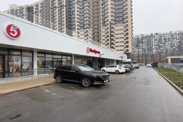 Фото №3: Коммерция 50 м² - Краснодар, мкр. жилой комплекс Дружный, б-р Адмиралтейский, 3к3