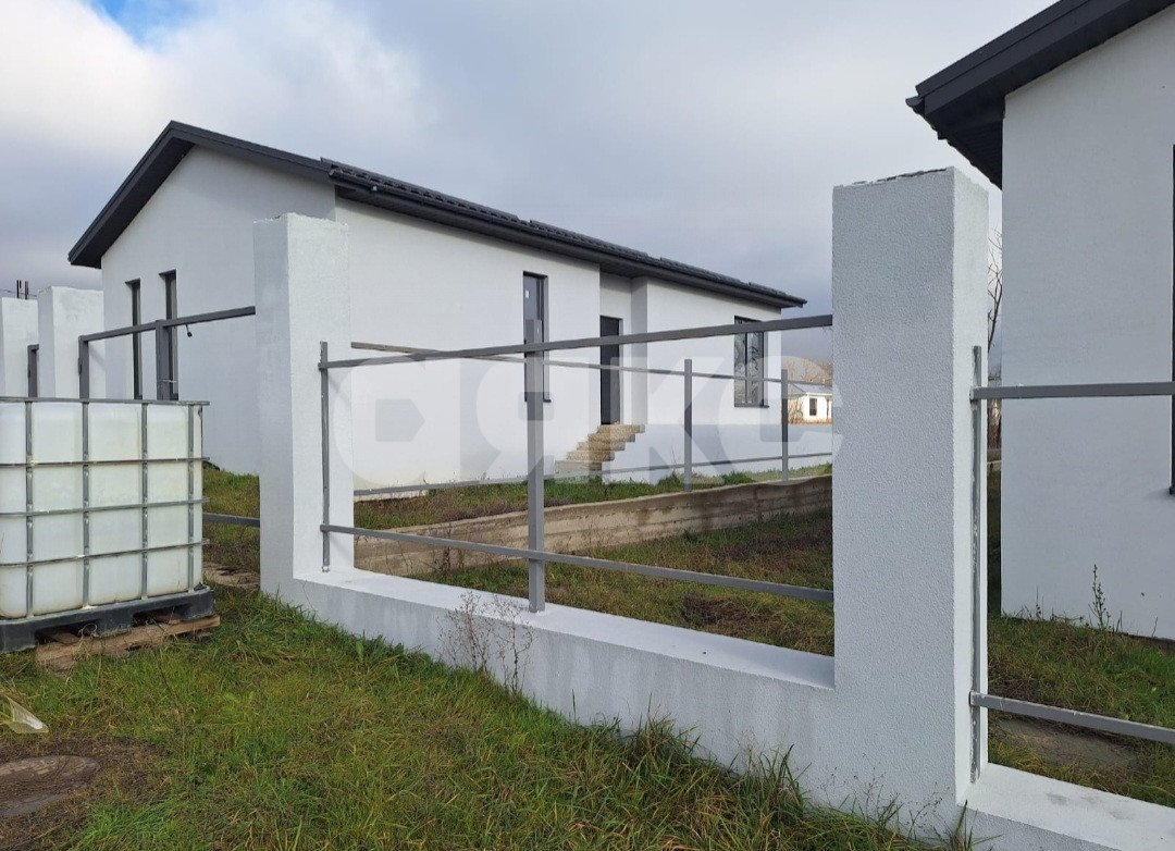 Фото №3: Дом 119 м² + 6 сот. - Виноградный, ул. Красная