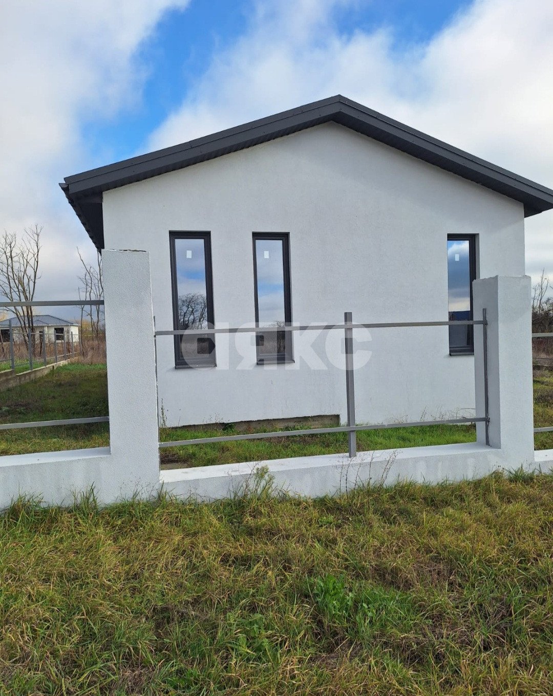 Фото №1: Дом 119 м² + 6 сот. - Виноградный, ул. Красная