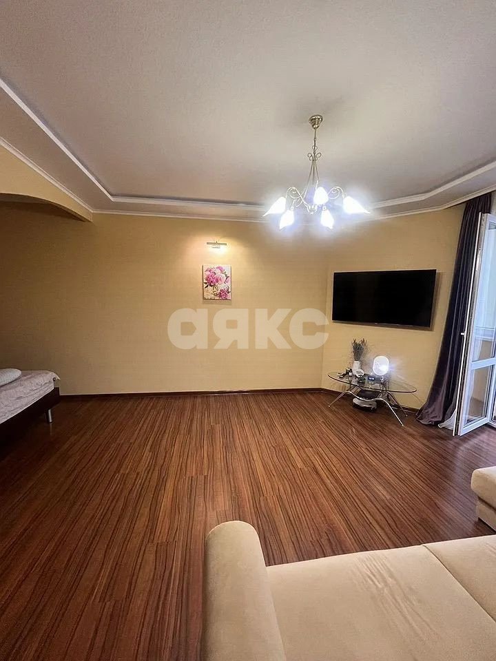 Фото №11: 1-комнатная квартира 50 м² - Ростов-на-Дону, Нахичевань, ул. 16-я Линия, 16Б