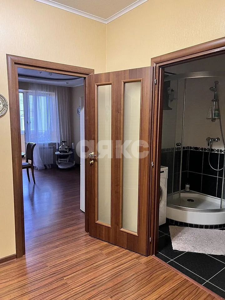 Фото №25: 1-комнатная квартира 50 м² - Ростов-на-Дону, Нахичевань, ул. 16-я Линия, 16Б