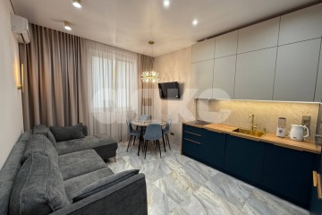 Фото №1: 2-комнатная квартира 45 м² - Нижнекамск, мкр. 22-й, пр-кт Шинников, 31Б