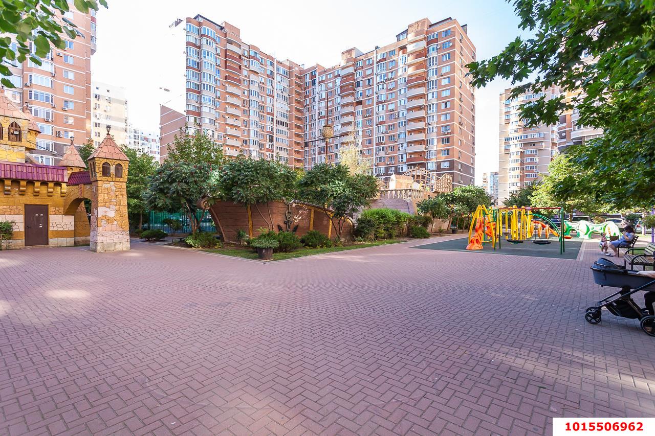 Фото №17: 4-комнатная квартира 165 м² - Краснодар, Прикубанский внутригородской округ, Солнечный, мкр. Фестивальный, ул. Яна Полуяна, 47