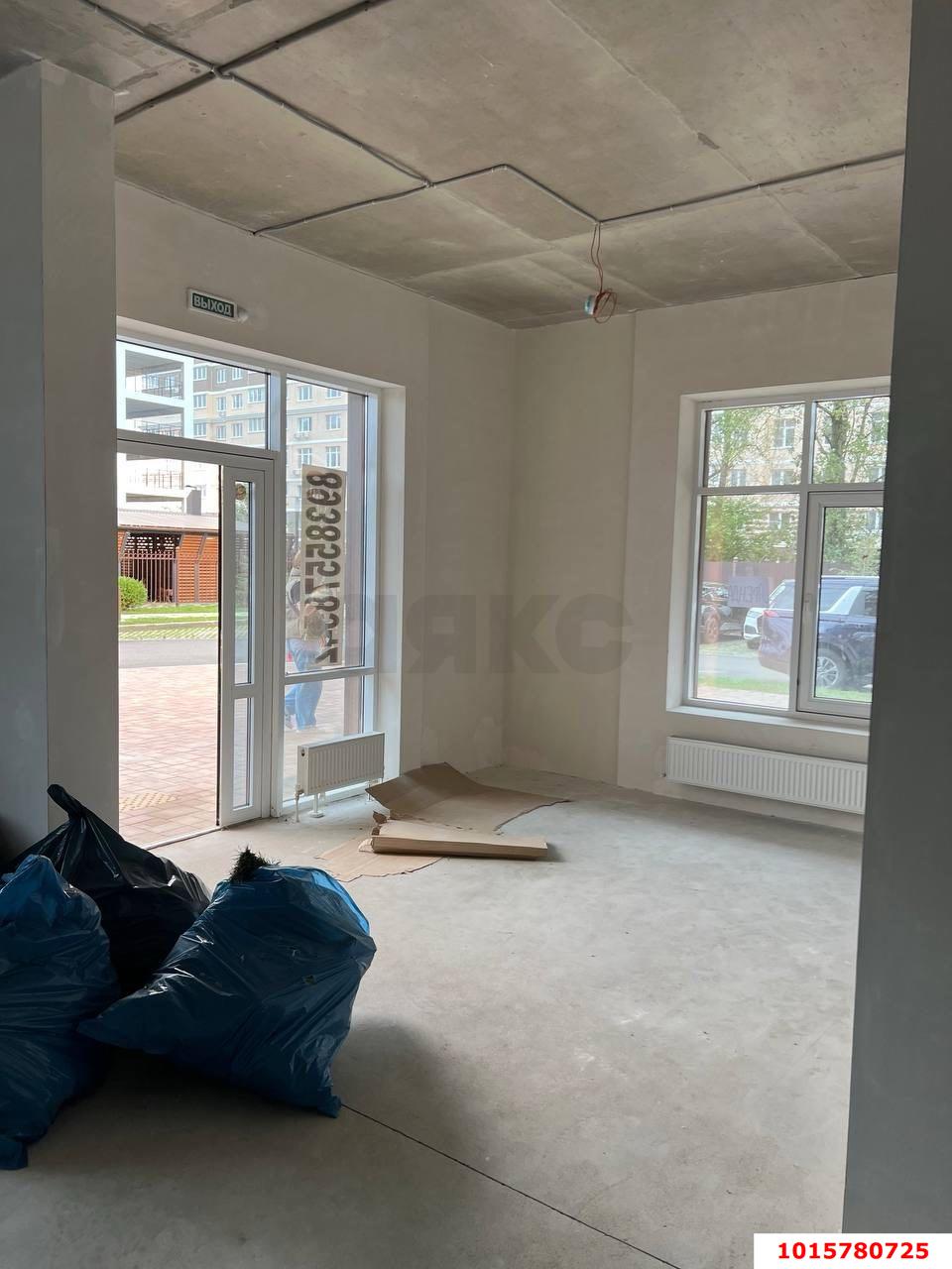 Фото №12: Торговое помещение 96 м² - Краснодар, Достояние, ул. им. Мурата Ахеджака, 10А