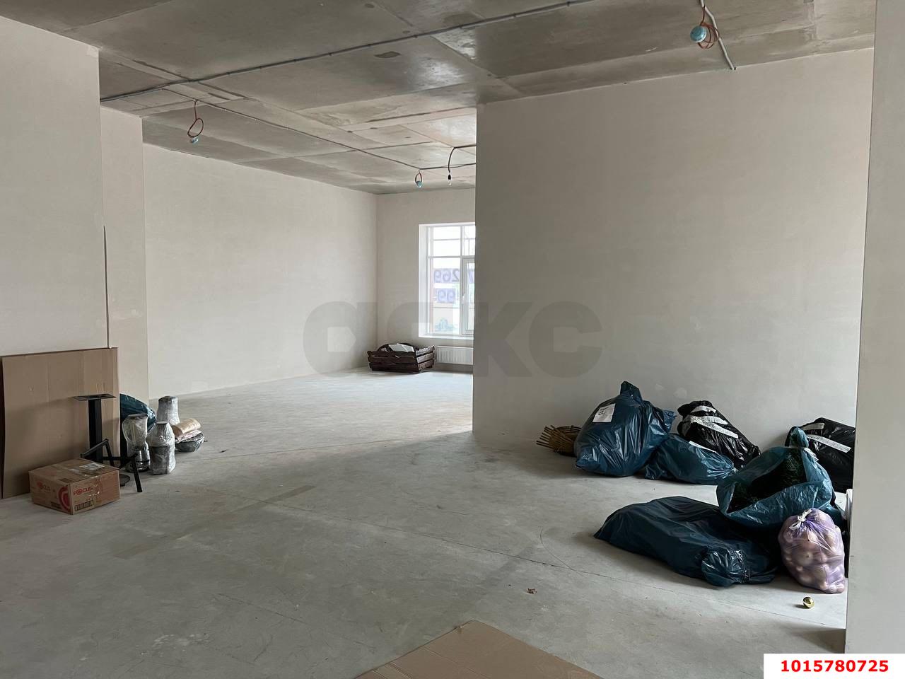 Фото №4: Торговое помещение 96 м² - Краснодар, Достояние, ул. им. Мурата Ахеджака, 10А