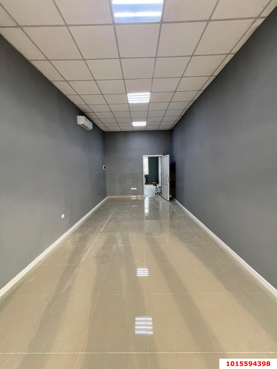 Фото №4: Торговое помещение 81 м² - Брюховецкая, ул. Советская, 50