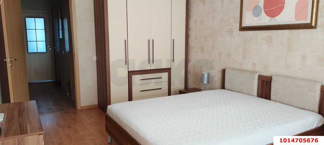 Фото №2: 3-комнатная квартира 90 м² - Краснодар, Прикубанский внутригородской округ, 9-й километр, мкр. Военный городок № 106, ул. имени Дзержинского, 54/12