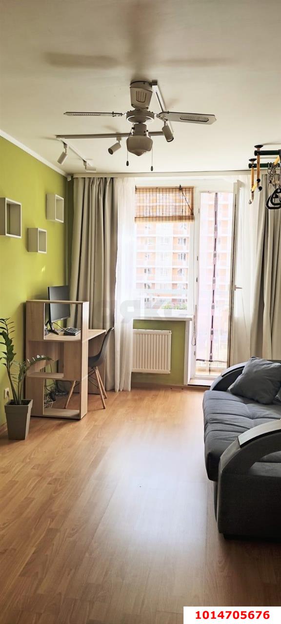 Фото №1: 3-комнатная квартира 90 м² - Краснодар, Прикубанский внутригородской округ, 9-й километр, мкр. Военный городок № 106, ул. имени Дзержинского, 54/12