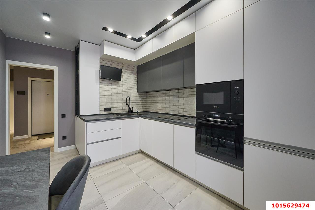 Фото №1: 2-комнатная квартира 66 м² - Краснодар, Карасунский внутригородской округ, Пашковский, мкр. жилой комплекс Империал, ул. Бородинская, 137к2