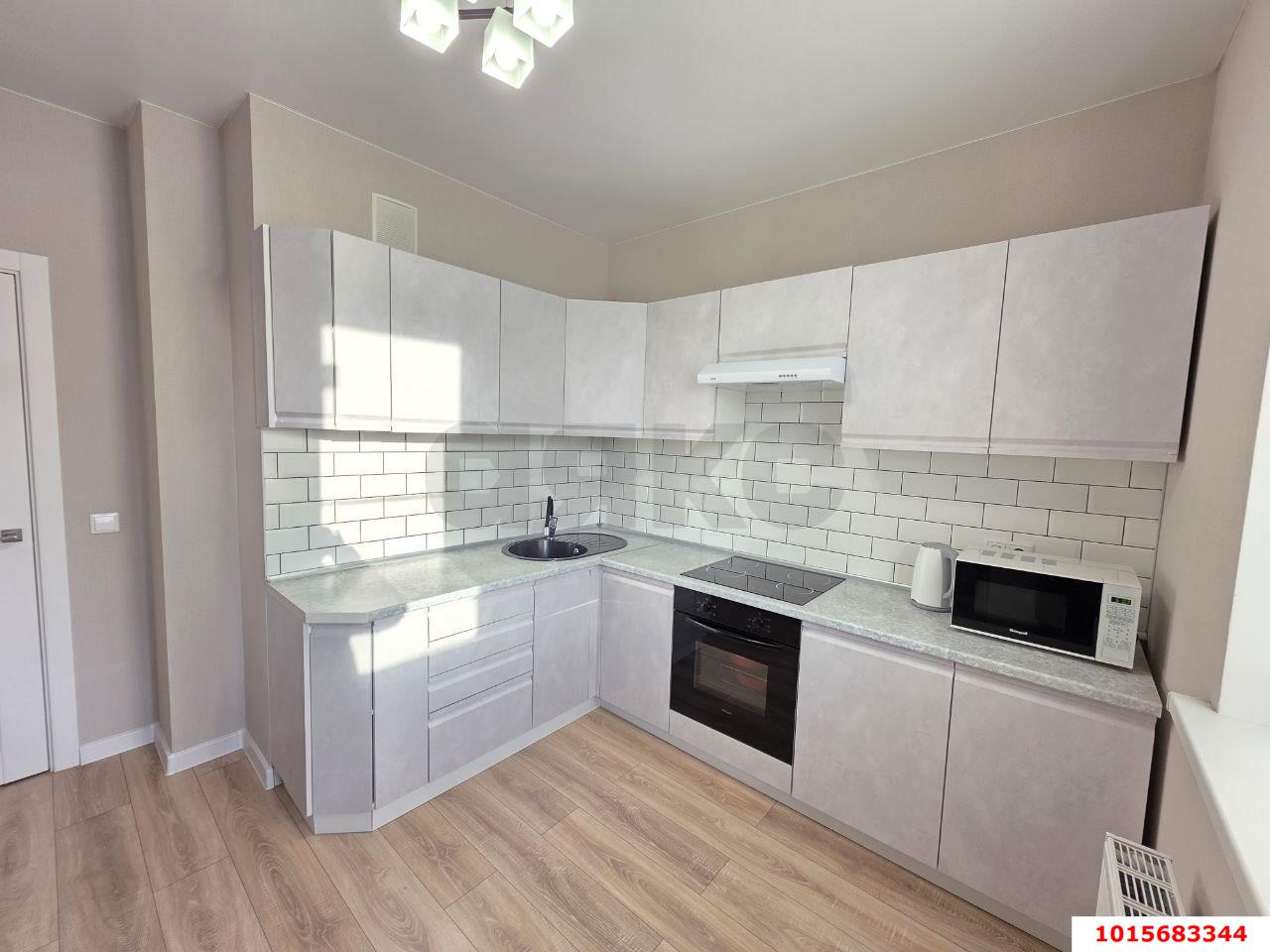 Фото №7: 2-комнатная квартира 51 м² - Краснодар, Прикубанский внутригородской округ, мкр. жилой комплекс Самолёт-2, ул. Западный Обход, 57