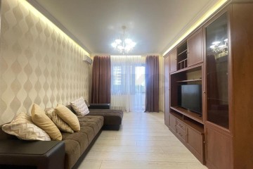 Фото №5: 2-комнатная квартира 75 м² - Краснодар, мкр. Центральный, ул. Октябрьская, 181/2к3