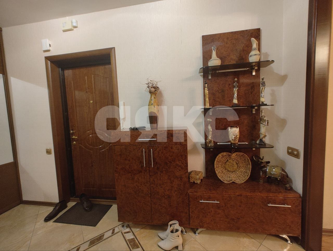 Фото №5: 3-комнатная квартира 104 м² - Волгоград, Центральный, мкр. 101-й, ул. Новороссийская, 11