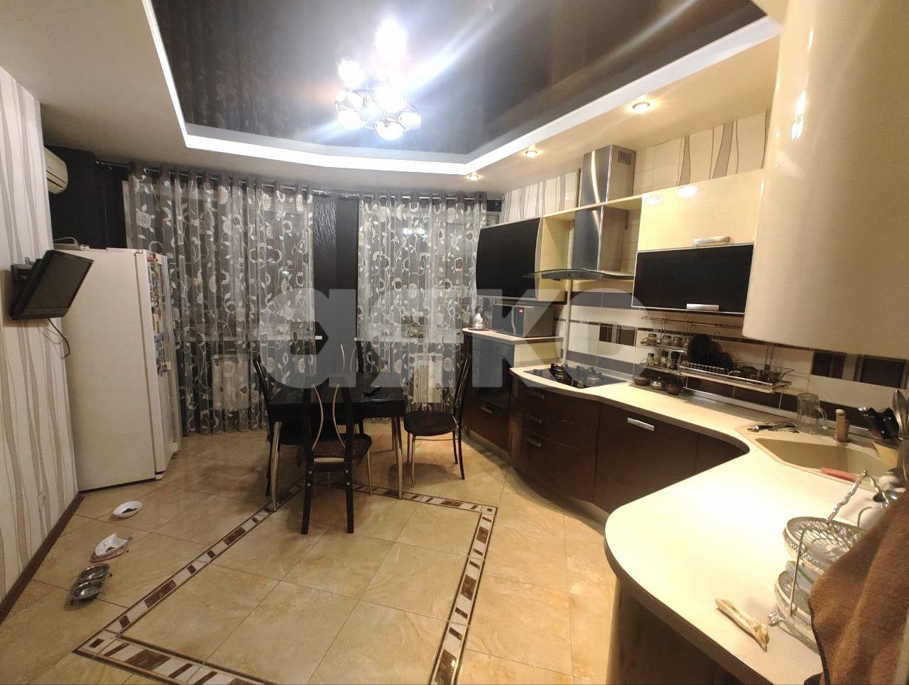 Фото №7: 3-комнатная квартира 104 м² - Волгоград, Центральный, мкр. 101-й, ул. Новороссийская, 11