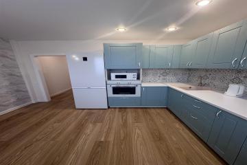 Фото №1: 2-комнатная квартира 65 м² - Краснодар, мкр. Черёмушки, ул. Селезнёва, 104/1