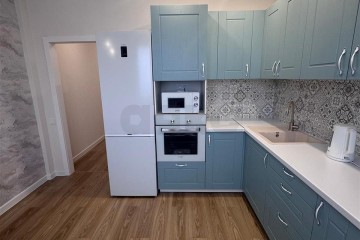 Фото №1: 2-комнатная квартира 65 м² - Краснодар, мкр. Черёмушки, ул. Селезнёва, 104/1