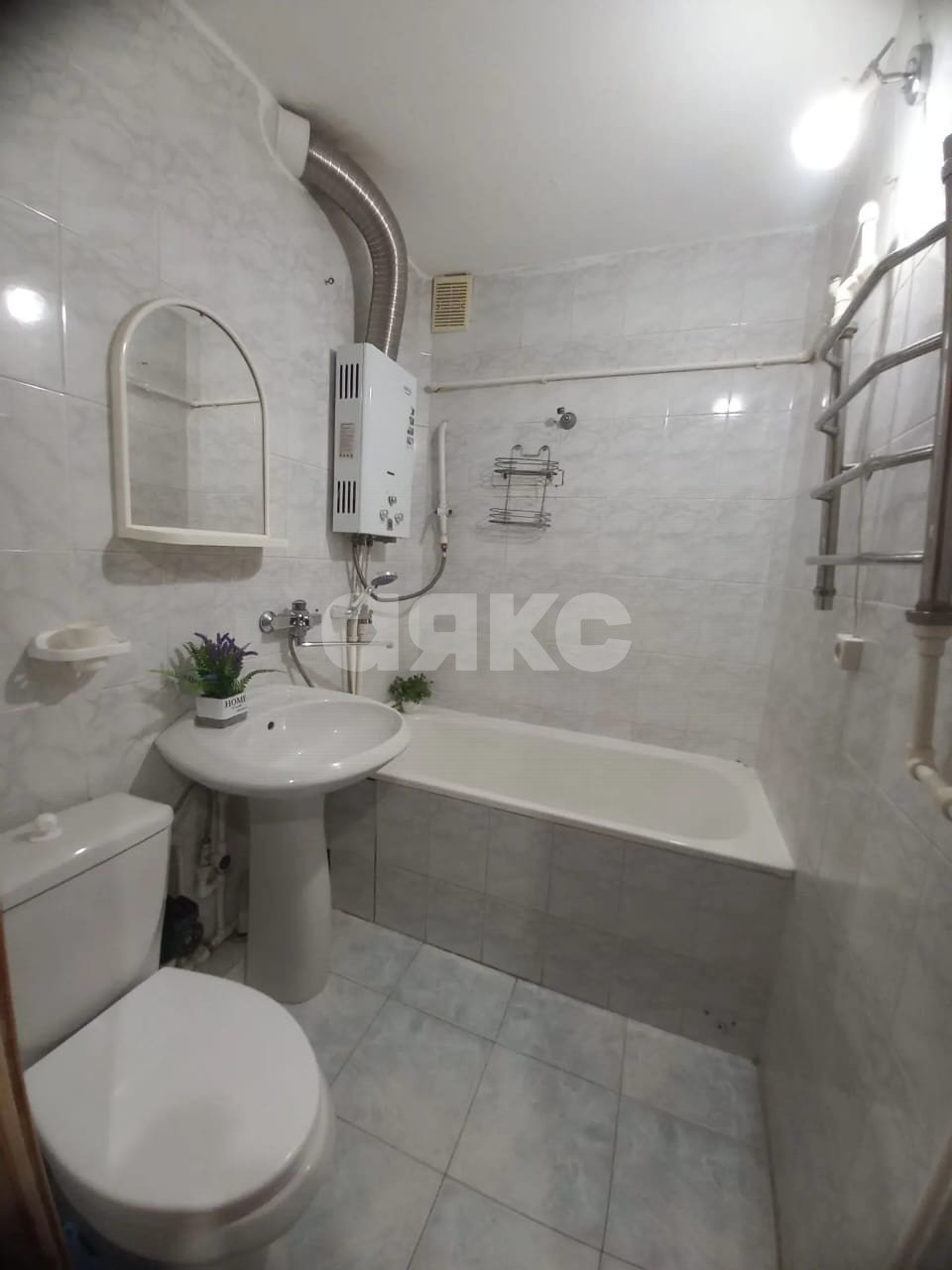 Фото №6: 2-комнатная квартира 50 м² - Армавир, Черёмушки, ул. Новороссийская, 92