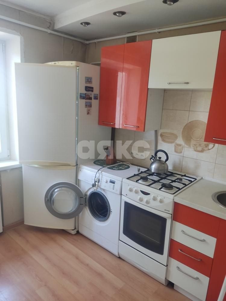 Фото №1: 2-комнатная квартира 45 м² - Мариуполь, Жовтневый, пр-кт Ленина, 84