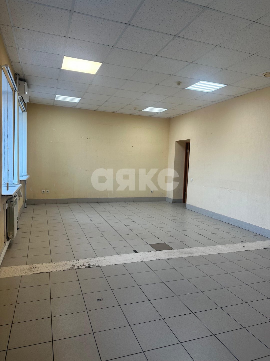 Фото №9: Коммерция 30 м² - Ростов-на-Дону, Ленинский, ул. Темерницкая, 44