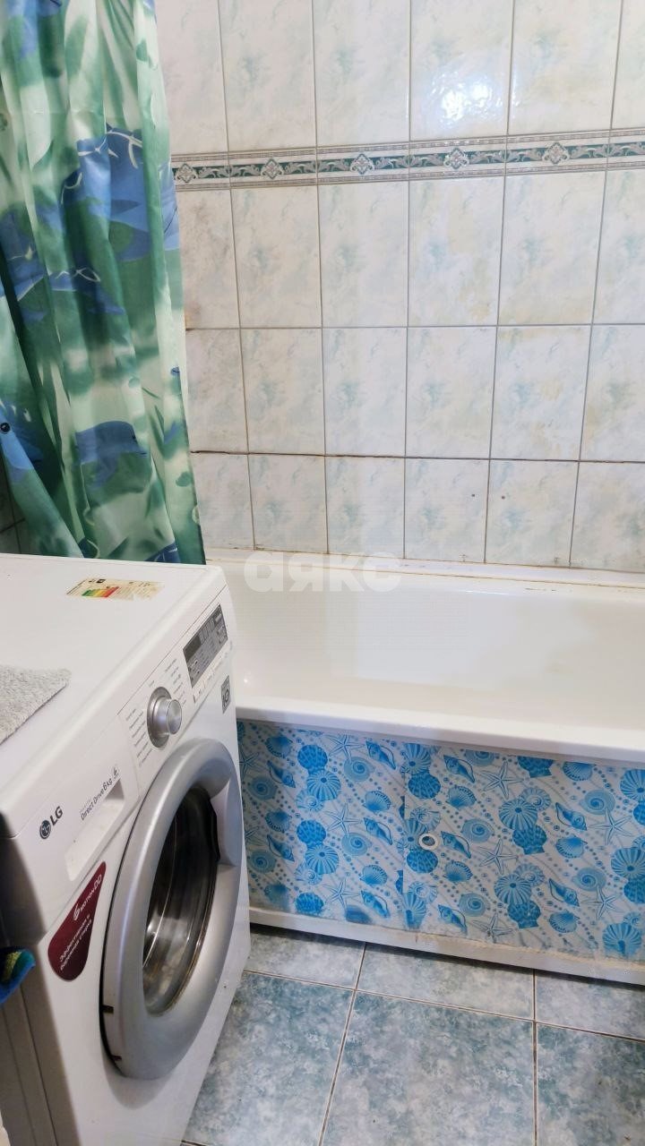 Фото №9: 2-комнатная квартира 49 м² - Волгоград, Тракторозаводский, Спартановка, мкр. 410-й, ул. Кропоткина, 3