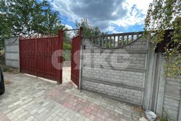 Фото №1: Дом 200 м² - Луганск, р. Артёмовский, пер. 4-й Ракетный, 15