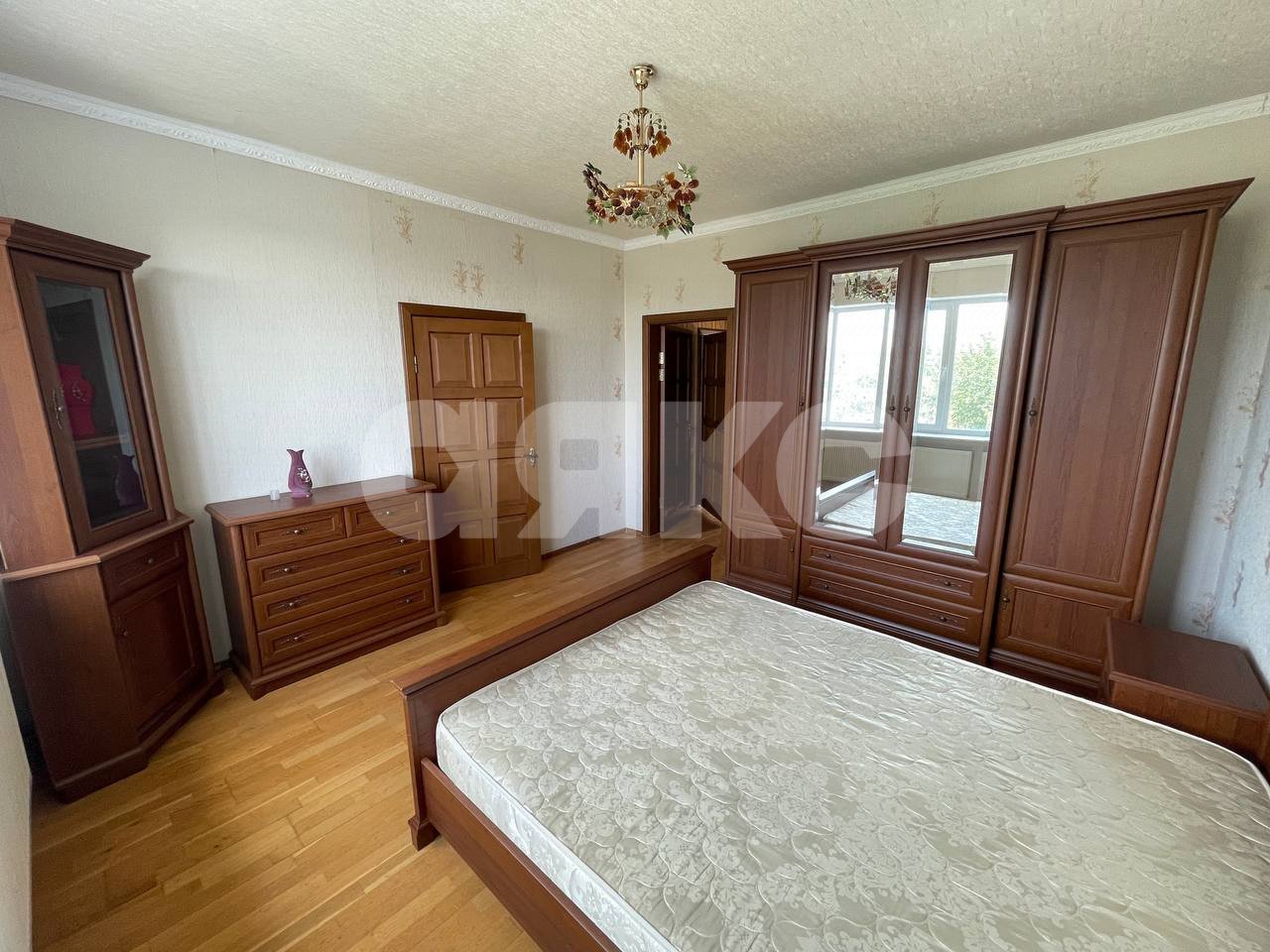 Фото №25: Дом 200 м² + 6 сот. - Луганск, р. Артёмовский, пер. 4-й Ракетный, 15