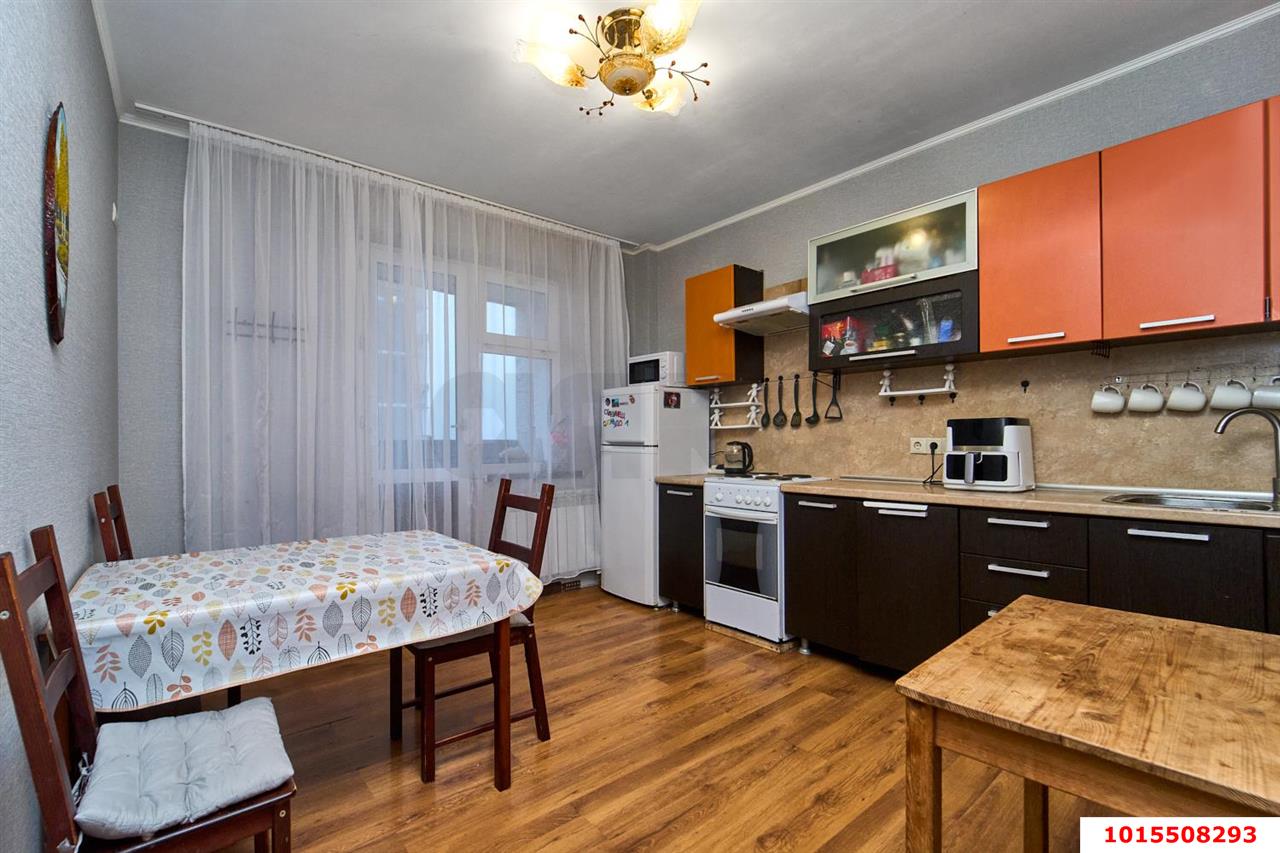 Фото №1: 3-комнатная квартира 87 м² - Краснодар, Новый, ул. 9-я Тихая, 5