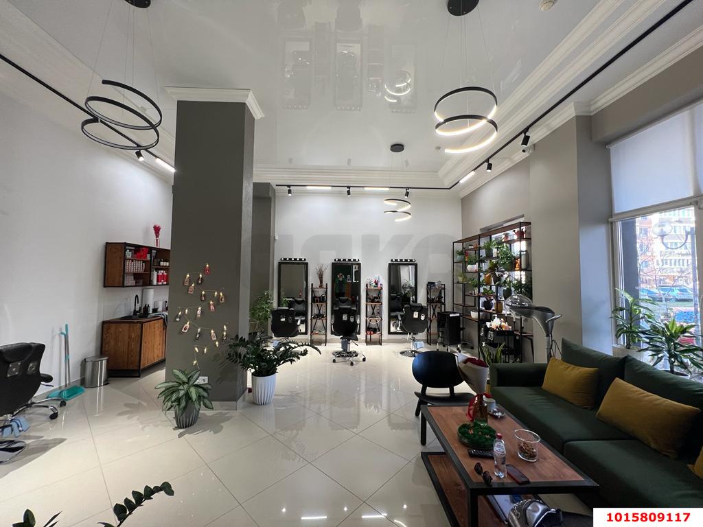 Фото №7: Торговое помещение 140 м² - Краснодар, Солнечный, ул. Казбекская, 12