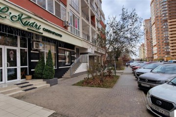 Фото №4: Торговое помещение 140 м² - Краснодар, мкр. Солнечный, ул. Казбекская, 12