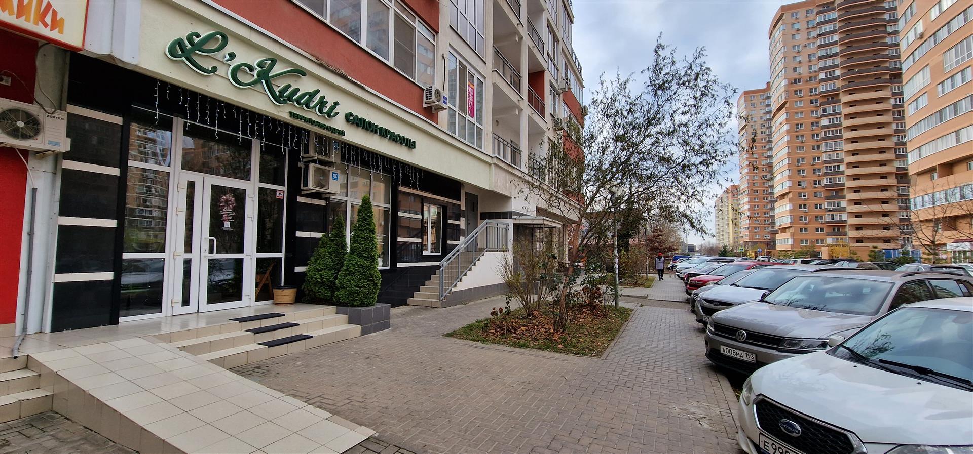 Фото №3: Коммерция 139 м² - Краснодар, Прикубанский внутригородской округ, Фестивальный, мкр. Солнечный, ул. Казбекская, 12