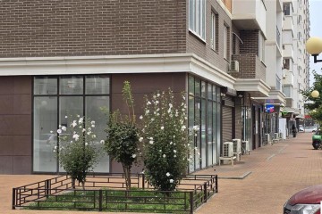 Фото №4: Торговое помещение 55 м² - Краснодар, мкр. жилой комплекс Символ, ул. Командорская, 9/2