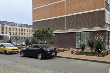 Фото №2: Торговое помещение 55 м² - Краснодар, мкр. жилой комплекс Символ, ул. Командорская, 9/2