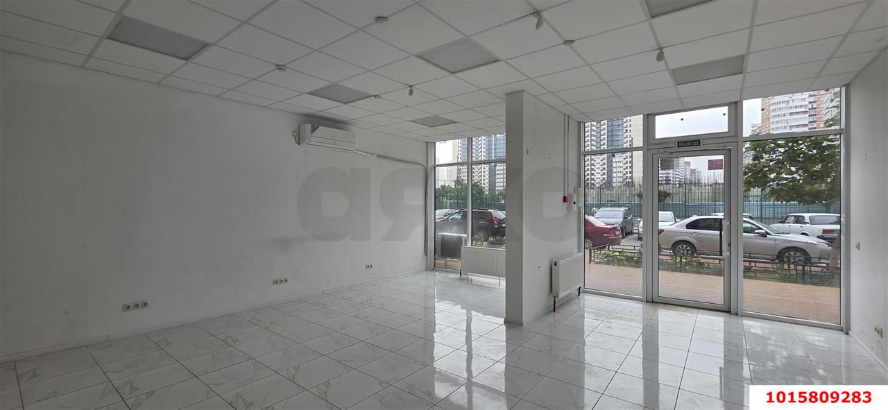 Фото №10: Коммерция 54 м² - Краснодар, Прикубанский внутригородской округ, Россинского, мкр. жилой комплекс Символ, ул. Командорская, 9/2