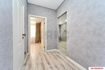 Фото №2: 1-комнатная квартира 38 м² - Краснодар, мкр. Парк Победы, 