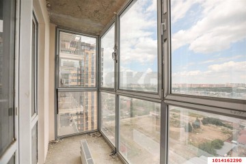 Фото №3: 4-комнатная квартира 136 м² - Краснодар, мкр. Хлопчато-бумажный Комбинат, ул. Уральская, 75А