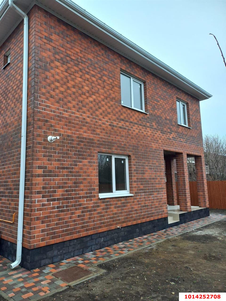 Фото №2: Дом 187 м² + 4 сот. - Заводское, мкр. Прикубанский внутригородской округ, ул. Калиновая, 24