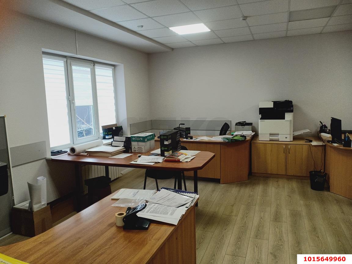 Фото №10: Коммерция 215 м² - Краснодар, Карасунский внутригородской округ, мкр. Хлопчато-бумажный Комбинат, пр-д 4-й  Васнецова, 1