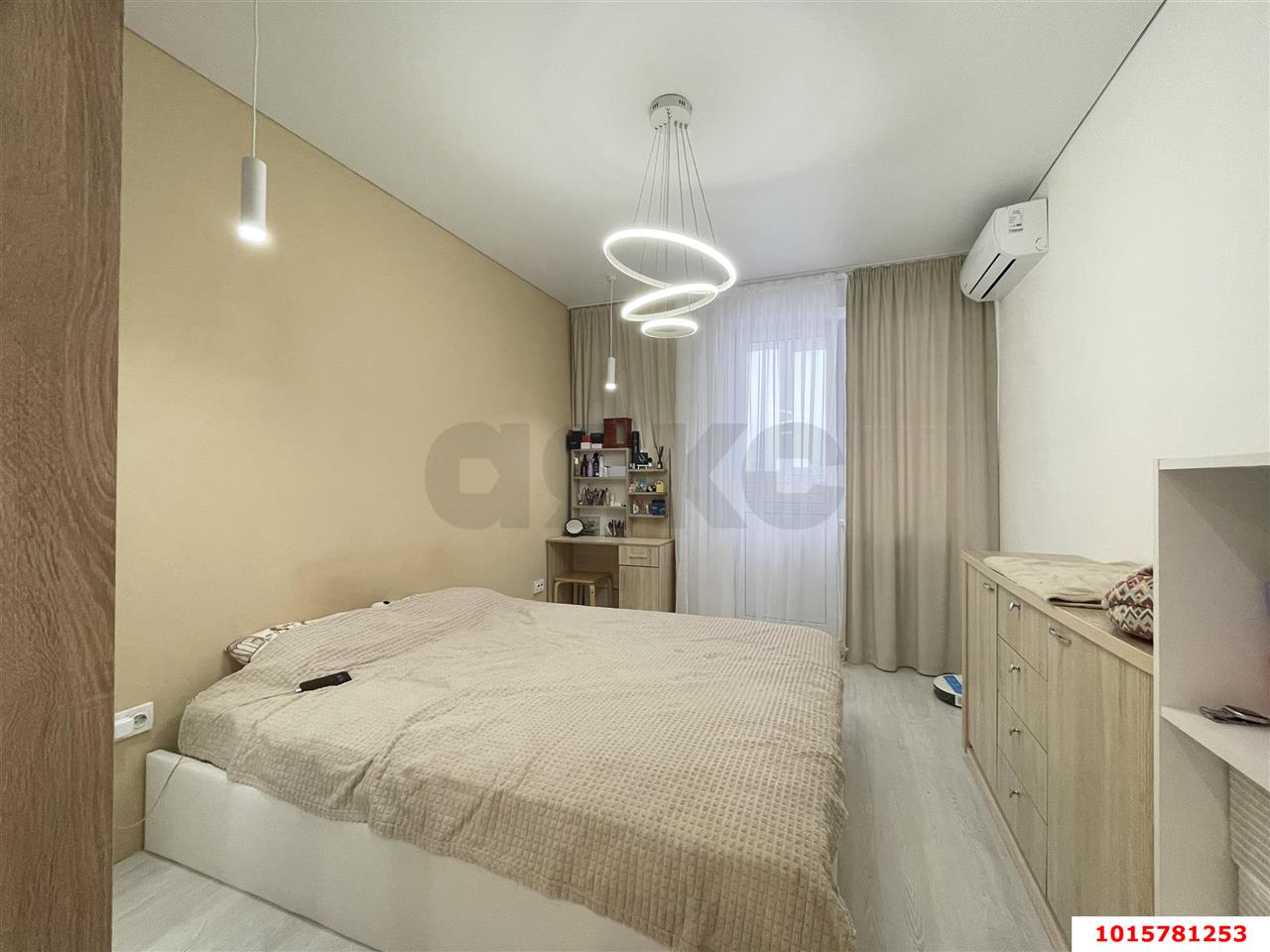 Фото №1: 2-комнатная квартира 52 м² - Краснодар, Светлоград, ул. Красных Партизан, 1/4к15